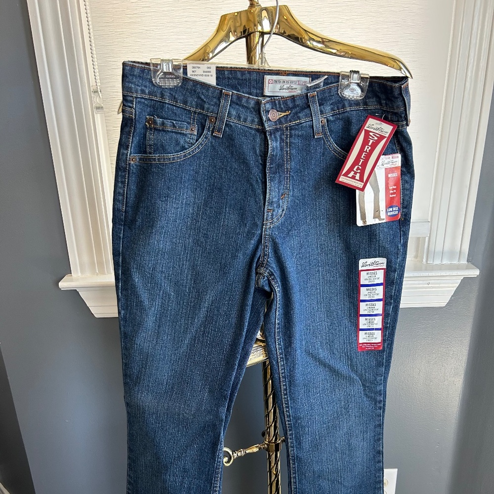 Vintage NWT low rise Levi’s